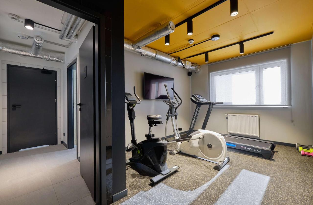 Arche Hotel Wroclaw Airport Екстер'єр фото