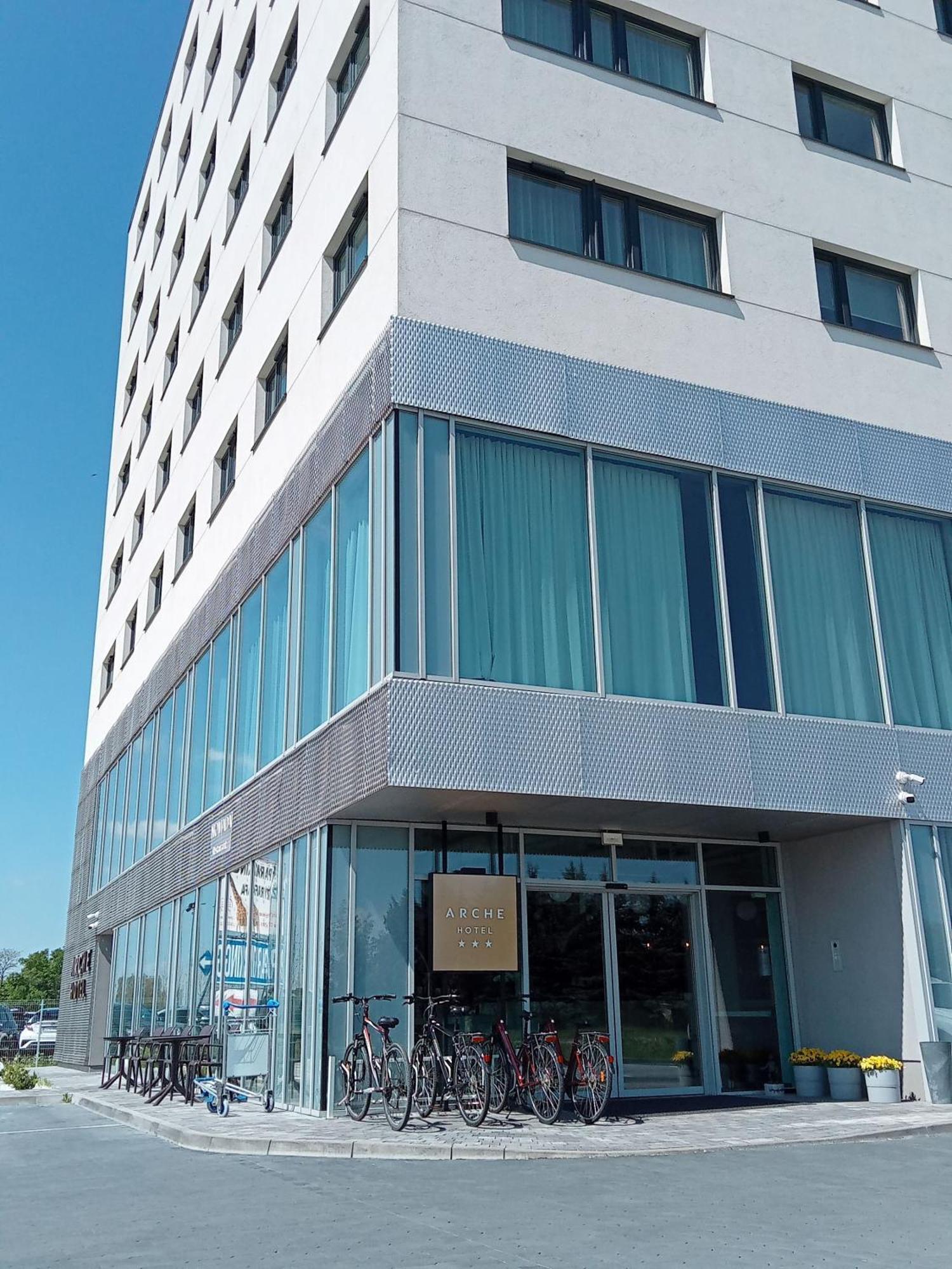 Arche Hotel Wroclaw Airport Екстер'єр фото