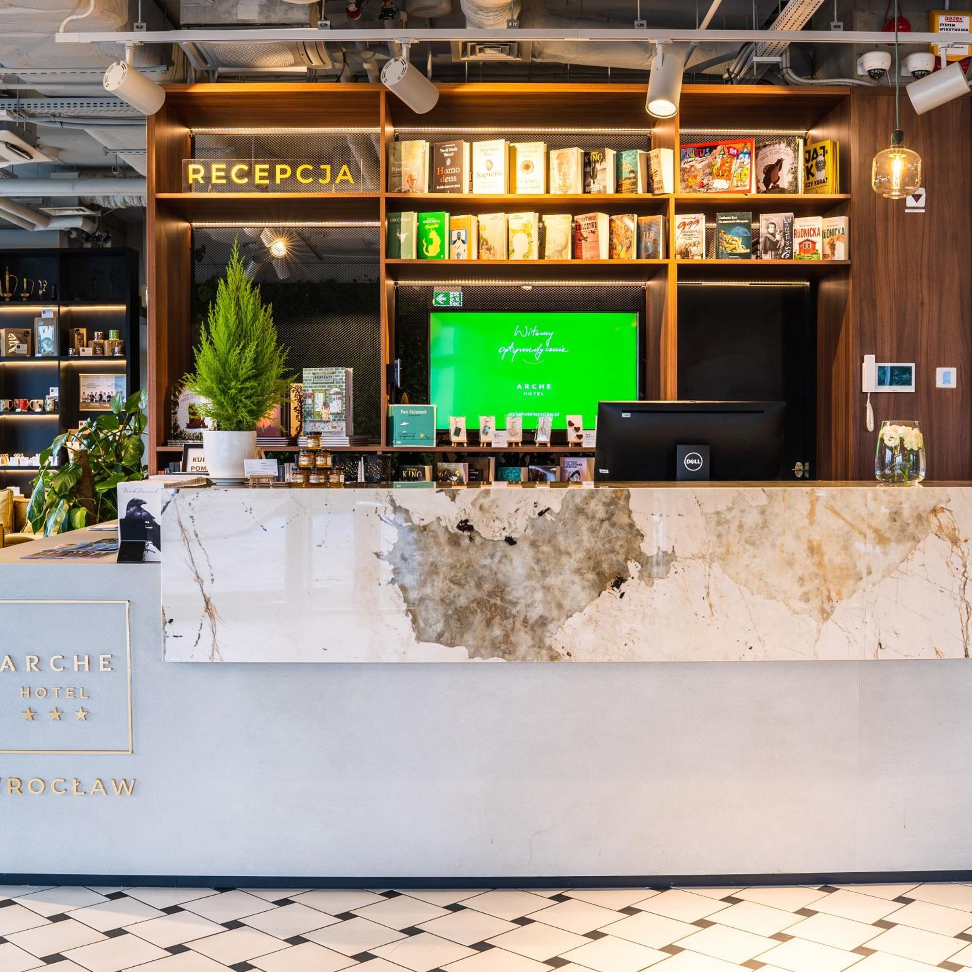 Arche Hotel Wroclaw Airport Екстер'єр фото